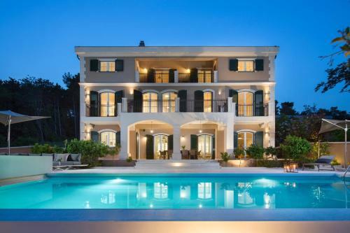 Beautiful Villa Veglia Palace