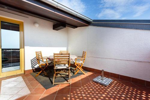 Apartments With A Parking Space Krk - 18446