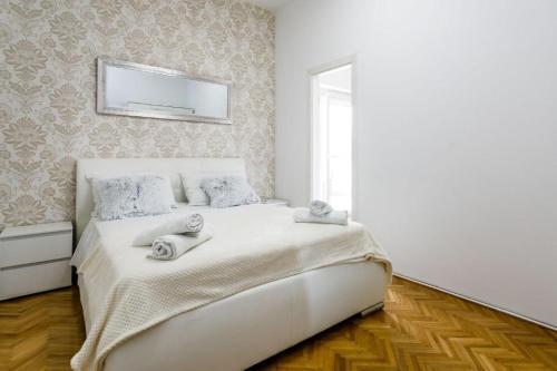 Apartments With A Parking Space Krk - 17897