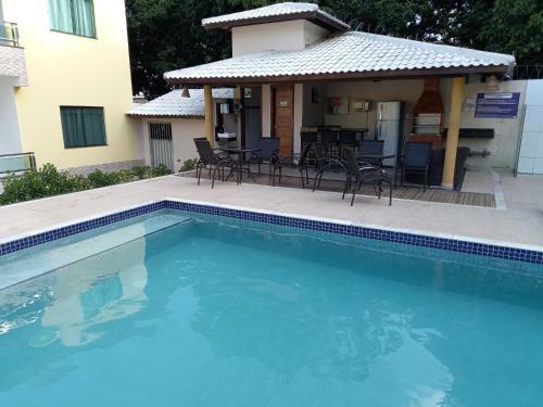 Apartamento 3 Quartos No Taperapuan. Menos de 300m Da Praia