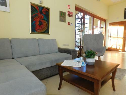 Hotel Kum�nia
