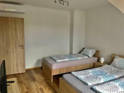 Apartamento M�ty�s Vend�gh�z Full