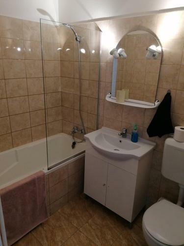 Pet?fi Apartman Koml�