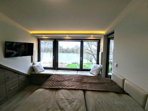 V�zparti Apartmanh�z