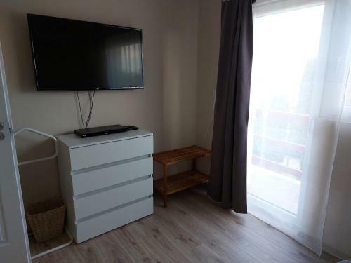 Laurus Vend�gh�z