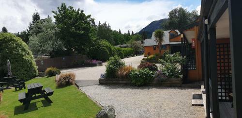 Alpine Garden Motel