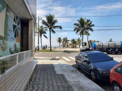 Incr�vel Apartamento Na Guilhermina Com Vista Pro Mar