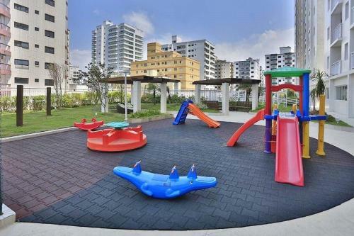 Apartamento 50 Metros Da Praia, Vista Para A Serra E O Mar