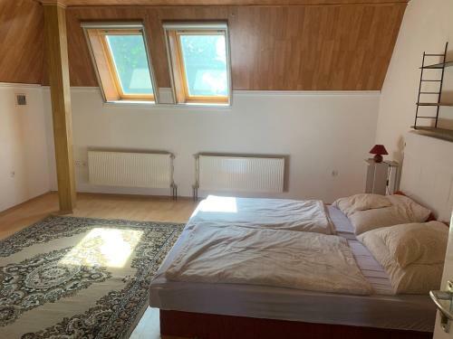 Hostal J�rghy Haus