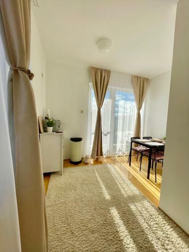 Lib�s Apartman