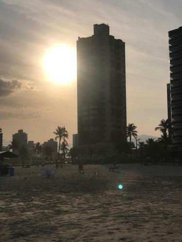 Lindo Apartamento Guilhermina - Edificio Frente Para O Mar