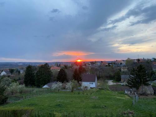 Green Garden Apartman