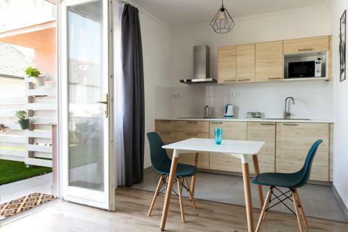 Hostal Felh? Vend�gh�z