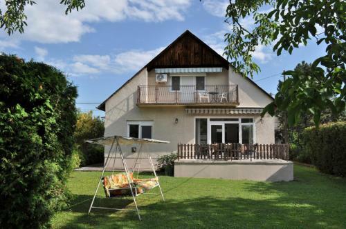 Z�mor Holiday House
