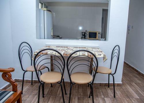 Apartamento Apto A 400 Metros Da Praia Canto Do Forte Sp