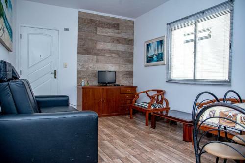 Apartamento Apto A 400 Metros Da Praia Canto Do Forte Sp