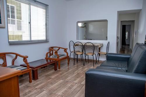 Apartamento Apto A 400 Metros Da Praia Canto Do Forte Sp