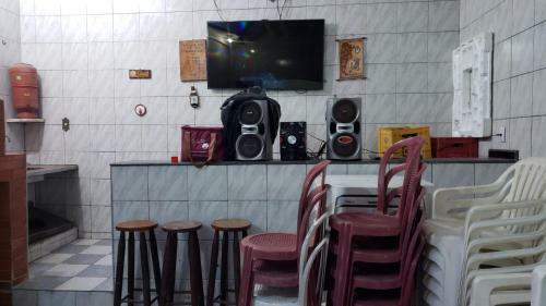 Casa Com Piscina Para Temporada Em Praia Grande -sp