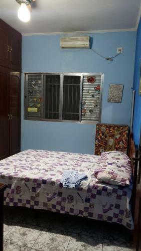 Casa Com Piscina Para Temporada Em Praia Grande -sp