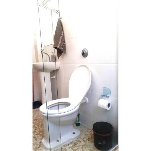 Apartamento Kitnet � 300 Metros Da Praia (4 Min.) - Boqueir�o