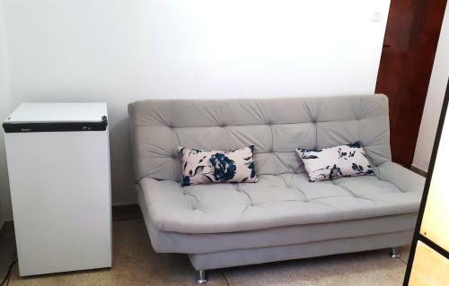 Apartamento Kitnet � 300 Metros Da Praia (4 Min.) - Boqueir�o