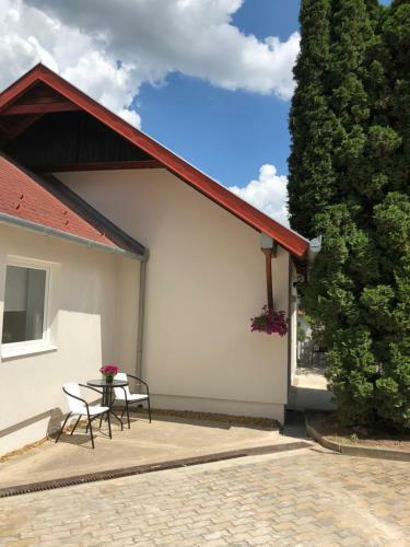 Apartamento White Crow House