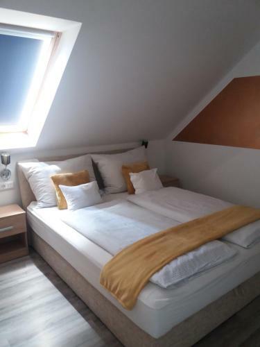 Hostal �va Apartman