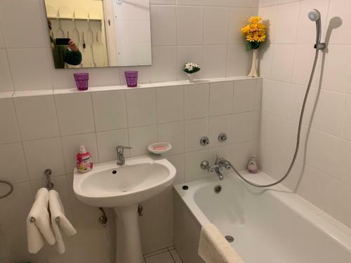 Helena Apartman