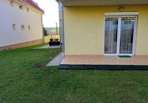 V�r-lak Apartman