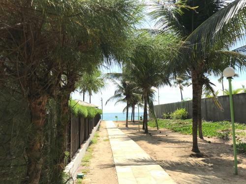 Casa de Praia Porto de Galinhas, Muro Alto