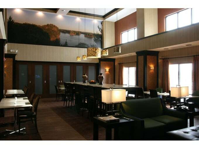 Hotel Hampton Inn And Suites Peru
