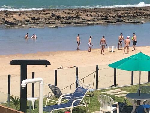 Casa A Beira Mar Com 4 Suites E Muito Conforto
