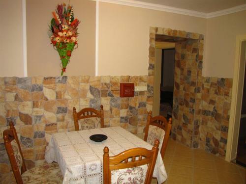 Szegf? Apartman