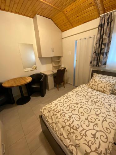 Bed & Breakfast J�cint Panzi� ***