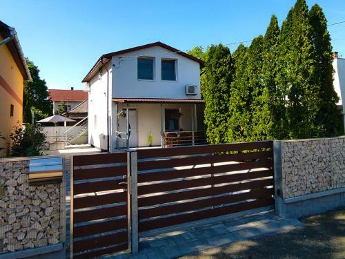 White Stone Apartman