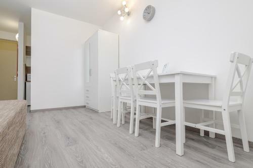 Exclusive Apartments II