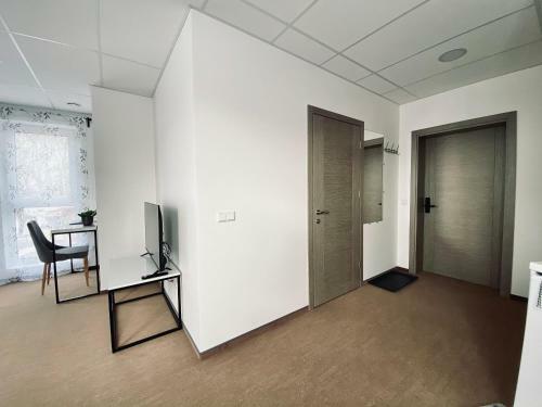 Hostal Floros Namai