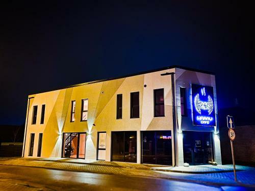 Hostal Floros Namai