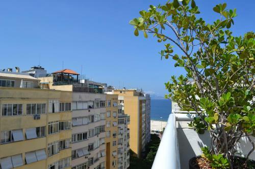 Roxy Apartments