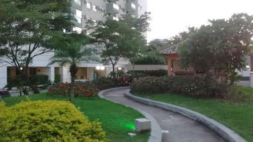 Apartamento Barra Central Park