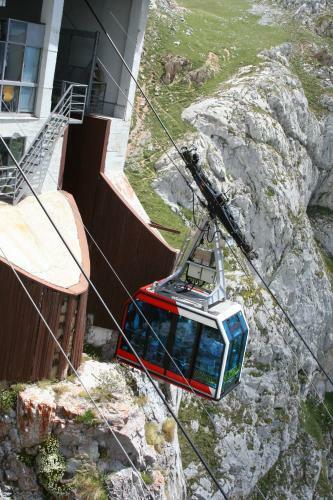Hostal Hosteria Picos De Europa
