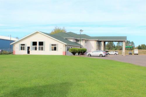 Hotel Cumberland Inn And Suites