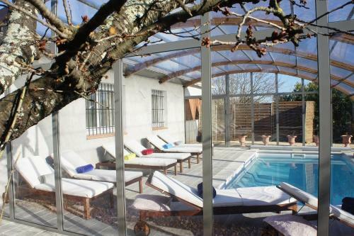Hostal Guesthouse Le Mas De Cotignac