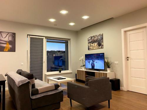 Zalgirio Modern Apartment In Vilnius City Center, With Balcony