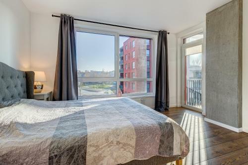 Five Star Downtown Apartment