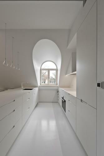 City Entrance Apartment