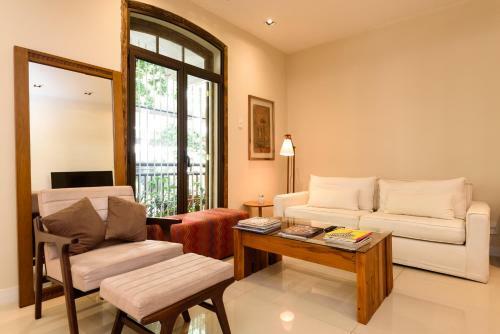 Apartamento Cavirio Gsm102 - Excelente 2 Quartos, Pr�ximo Ao Metr� E Praia