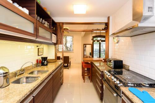 Apartamento Cavirio Gsm102 - Excelente 2 Quartos, Pr�ximo Ao Metr� E Praia
