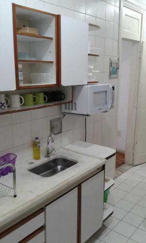 Apartamento Copacabana Uma Quadra Da Praia