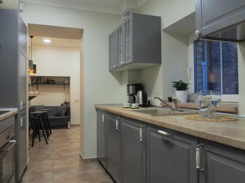 Emi Apartment